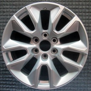 2021-2024 GMC Yukon Silver 20x9 10-Spoke Machined Charcoal Alloy Wheel (Remanufactured OEM)