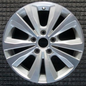 2015-2019 Volkswagen Golf SportWagen Silver 16x6.5 10-Spoke Alloy Wheel (Remanufactured OEM)