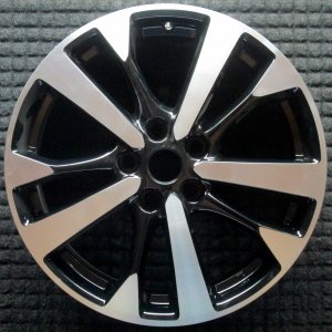 2016-2018 Nissan Altima Black 18-Inch 10-Spoke Machined Charcoal Alloy Wheel (Remanufactured OEM)