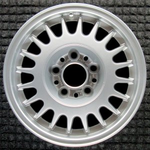 1988-1993 BMW 535i Silver Wheel (Remanufactured OEM)