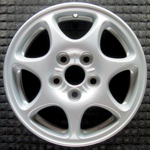 1993-1996 Mitsubishi Diamante Silver Wheel (Remanufactured OEM)