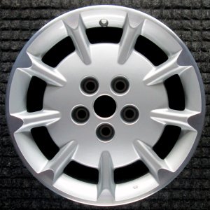 2000-2002 Nissan Maxima Silver Wheel (Remanufactured OEM)