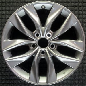 2019-2022 Toyota Avalon Silver 17x7.5 10-Spoke Alloy Wheel (Remanufactured OEM)