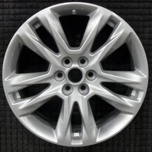 2019-2022 Chevrolet Blazer Silver 20x8 10-Spoke Silver Painted Alloy Wheel (Remanufactured OEM)