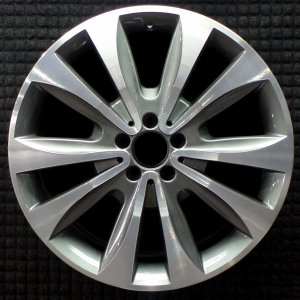 2013-2016 Mercedes-Benz GL550 Black 20x8.5 10-Spoke Carved Alloy Wheel (Remanufactured OEM)
