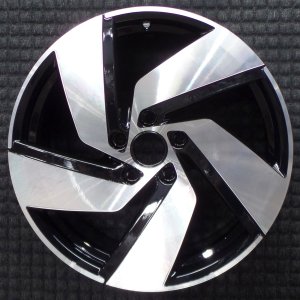 2022-2025 Volkswagen Golf Black 18x7.5 5-Spoke Machined Black Alloy Wheel (Remanufactured OEM)