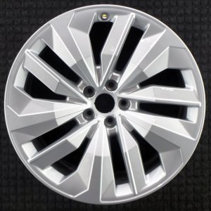 2023 Audi Q8 e-tron Silver Wheel (Remanufactured OEM)