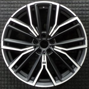 2021-2023 BMW 530e Black Wheel (Remanufactured OEM)
