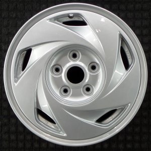 1988-1990 Mazda 626 Silver Wheel (Remanufactured OEM)