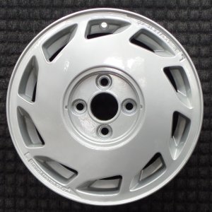 1986-1988 Acura Integra Silver Wheel (Remanufactured OEM)
