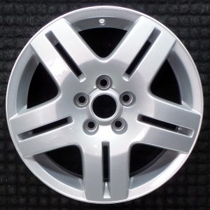 1998-2010 Volkswagen Beetle Silver Wheel (Remanufactured OEM)