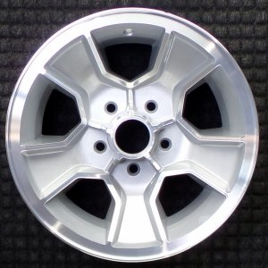 1980-1981 Chevrolet Camaro Silver Wheel (Remanufactured OEM)