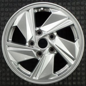 2024-2025 Hyundai Elantra Silver 15x6 5-Spoke Silver Painted Alloy Wheel (Remanufactured OEM)