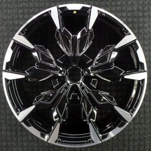 2024-2025 BMW 530i Black Wheel (Remanufactured OEM)