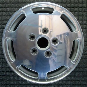 1980-1989 Porsche 928 Silver Wheel (Remanufactured OEM)