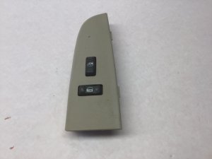 1999-2002 GMC Sierra 1500 Single Power Door Lock Switch (Used OEM)