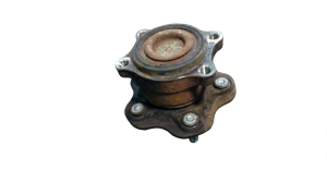 2003-2007 Nissan Murano Hub Assembly - Rear (Used OEM)