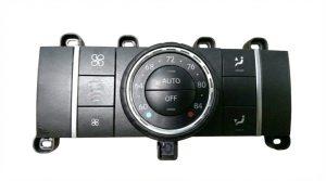 2012-2013 Mercedes-Benz ML350 Console Automatic Temperature Control - Rear (Used OEM)