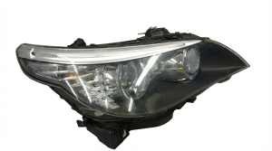 2008-2010 BMW 528i HID Headlight Assembly - Right (Passenger) (Used OEM)