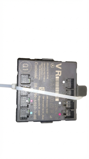 2014-2015 Mercedes-Benz GLK250 Door Control Module - Front, Right (Passenger) (Used OEM)