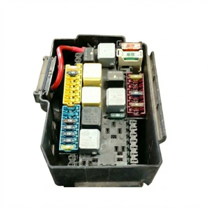 2012 Mercedes-Benz ML350 Underhood Fuse Box Assembly (Used OEM)