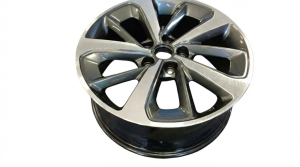 2019-2020 Kia Sorento 18-Inch Machined Charcoal Alloy Wheel (Used OEM)