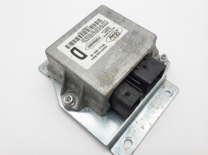 2005-2006 Lincoln Navigator Airbag Control Module (Used OEM)