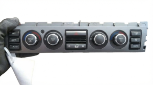2006-2008 BMW 750i Automatic Temperature Control Assembly with Rear Sunshade Button (Used OEM)