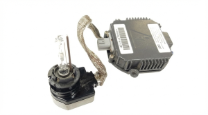 2010-2014 Mazda 3 HID Lamp Ballast and Bulb Assembly (Used OEM)