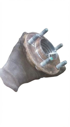 1998-2004 Dodge Intrepid Wheel Hub and Bearing Assembly without ABS - Rear (Used OEM)