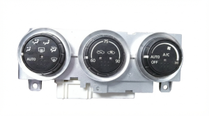 2005 Nissan 350Z Automatic Temperature Control Assembly (Used OEM)