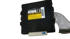 2013-2020 Lexus GS350 Transfer Case Control Module (Used OEM)