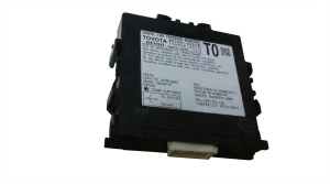 2013-2014 Lexus ES300h Suspension and TPMS Control Module (Used OEM)