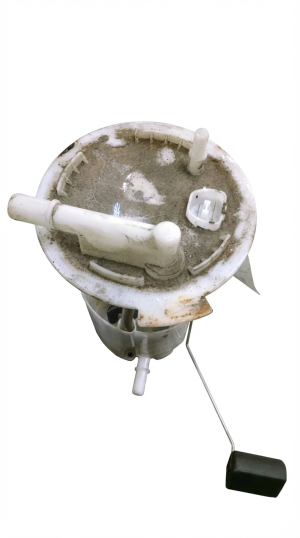 2009 Lincoln MKS Fuel Pump Assembly (Used OEM)