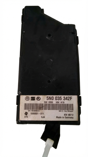2012-2018 Volkswagen Tiguan Multi Media Control Module (Used OEM)