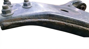 2007-2012 Hyundai Veracruz Lower Suspension Control Arm - Front, Left (Driver) (Used OEM)
