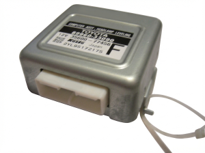 2002-2003 Lexus ES300 Headlamp Leveling Control Module (Used OEM)