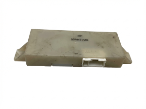2003-2004 INFINITI G35 Seat Control Module - Right (Passenger) (Used OEM)
