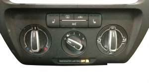 2012-2014 Volkswagen GTI Manual Temperature Control Assembly (Used OEM)