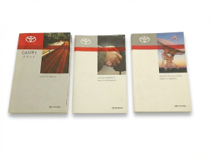 2012-2014 Toyota Camry Gasoline Models Owners Manual (Used OEM)