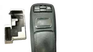 2013-2014 Lexus ES300h Console Mounted Radio Controller (Used OEM)