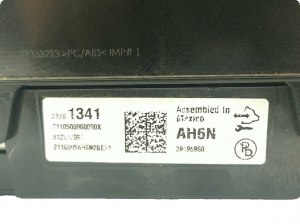 2016 GMC Yukon XL MPH Instrument Cluster (Used OEM)