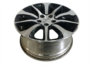 2015-2017 Acura TLX 17x7.5 Machined Black Alloy Wheel (Used OEM)