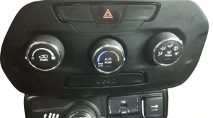 2018-2020 Jeep Renegade Automatic Dual-Zone Temperature Control (Used OEM)