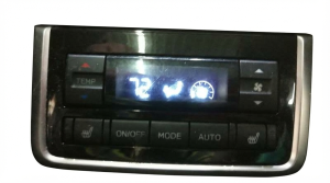 2019-2022 Subaru Ascent Console Temperature Control Module - Rear (Used OEM)