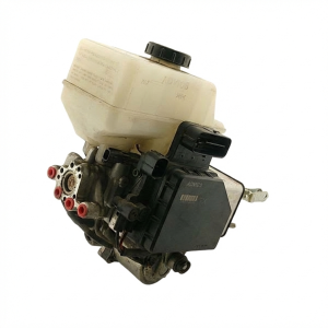 2017-2020 INFINITI QX80 Brake Master Cylinder Assembly with ABS Control Module (Used OEM)