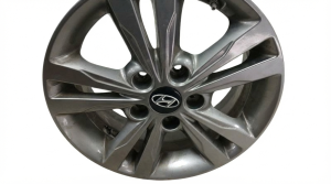 2017-2018 Hyundai Elantra 5 Double Spoke Painted Charcoal Alloy Wheel (Used OEM)