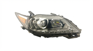 2013-2015 Lexus ES300h Headlight Assembly - Right (Passenger) (Used OEM)