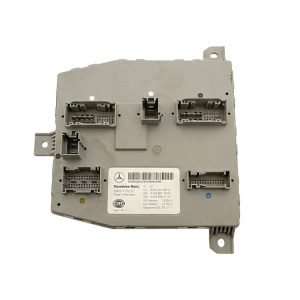 2015-2018 Mercedes-Benz C280 Signal Acquisition and Actuation Module (SAM) - Rear (Used OEM)