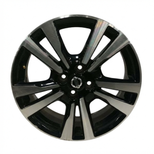 2018-2020 Nissan Kicks 17x6.5 Machined Black Alloy Wheel (Used OEM)